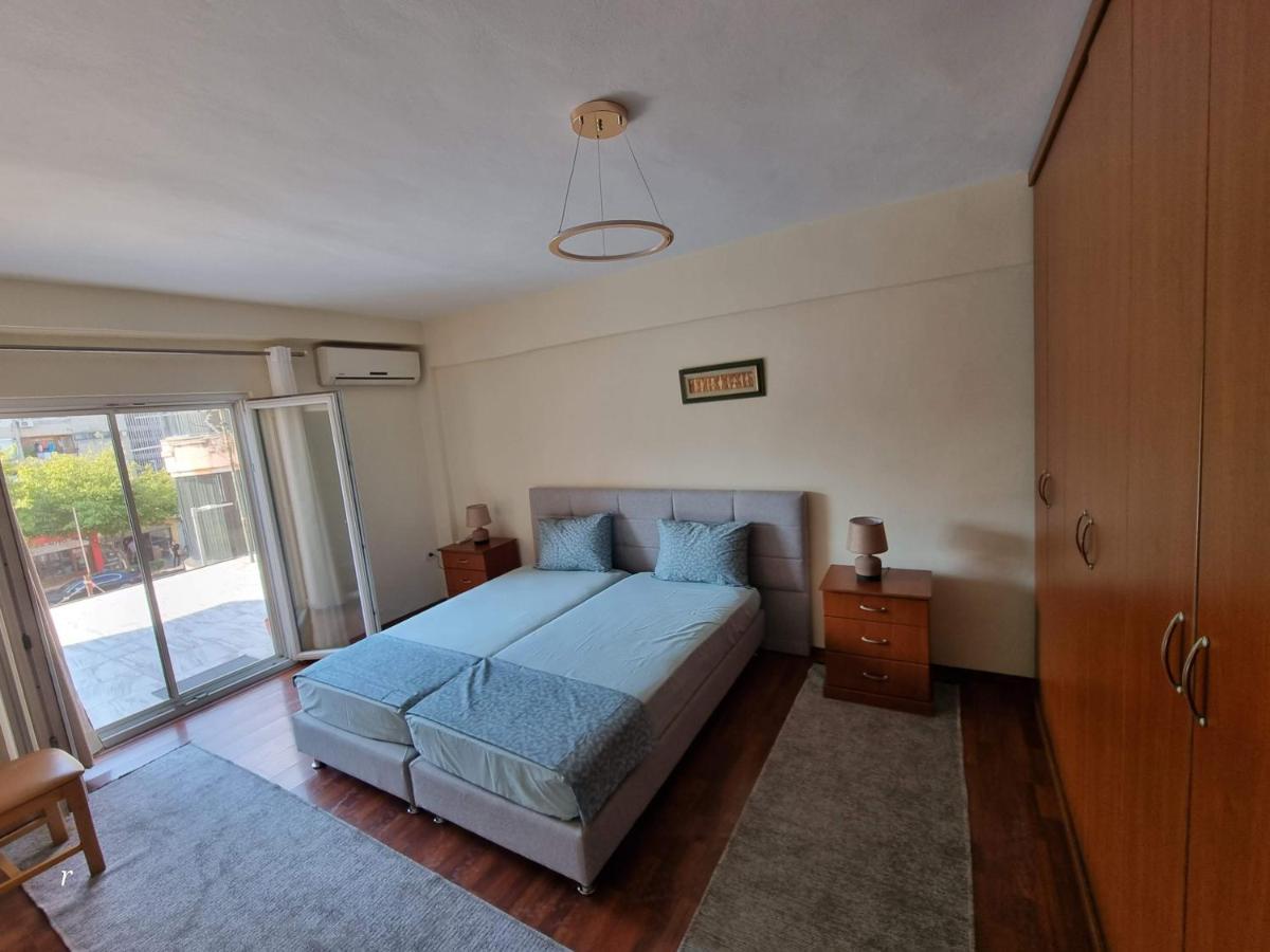 Solaris Guest House Shkodër エクステリア 写真