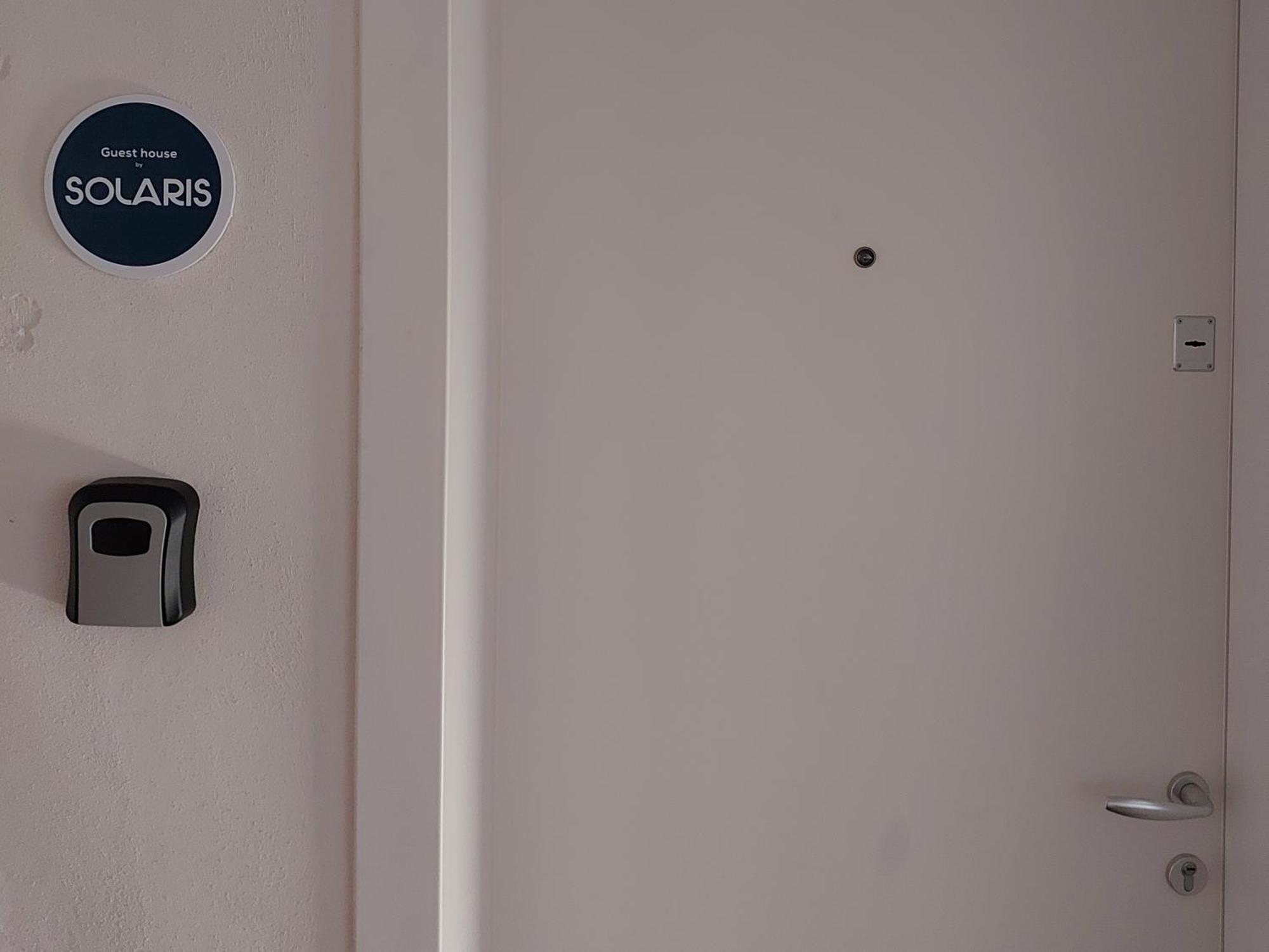 Solaris Guest House Shkodër エクステリア 写真